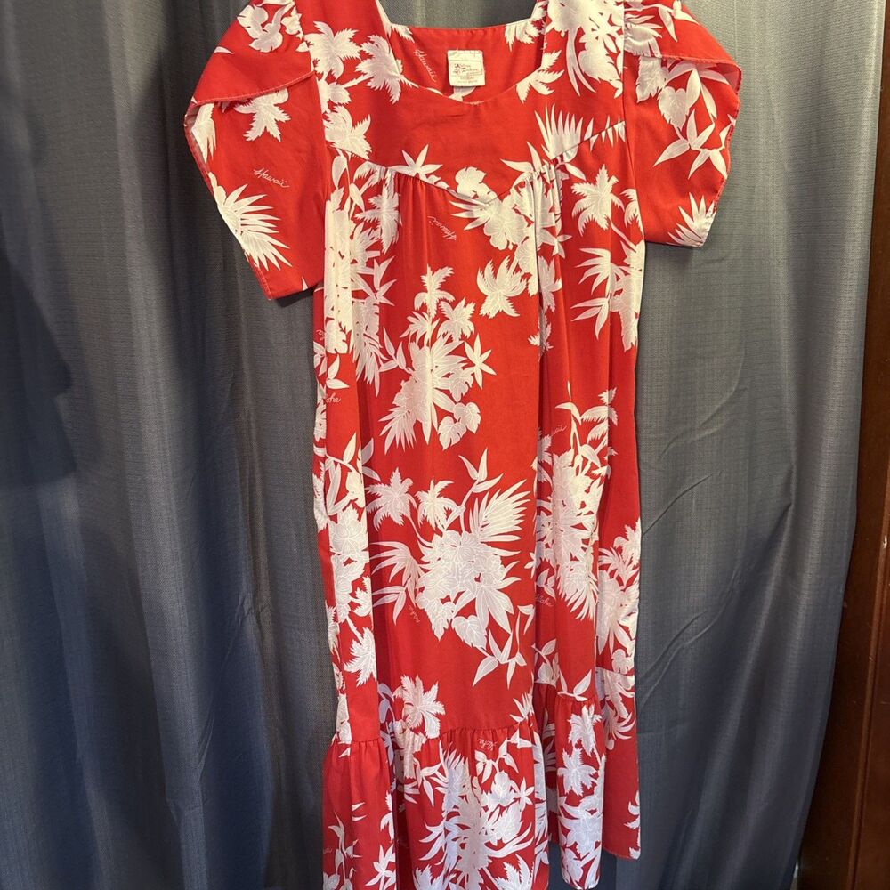 Vintage 90s Women's Kalena Fashions of Hawaii Red Hibiscus Floral Muumuu Size M